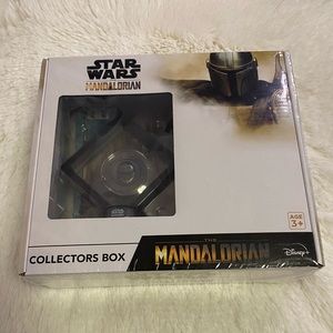 Star Wars Mandalorian Collector’s Box Set